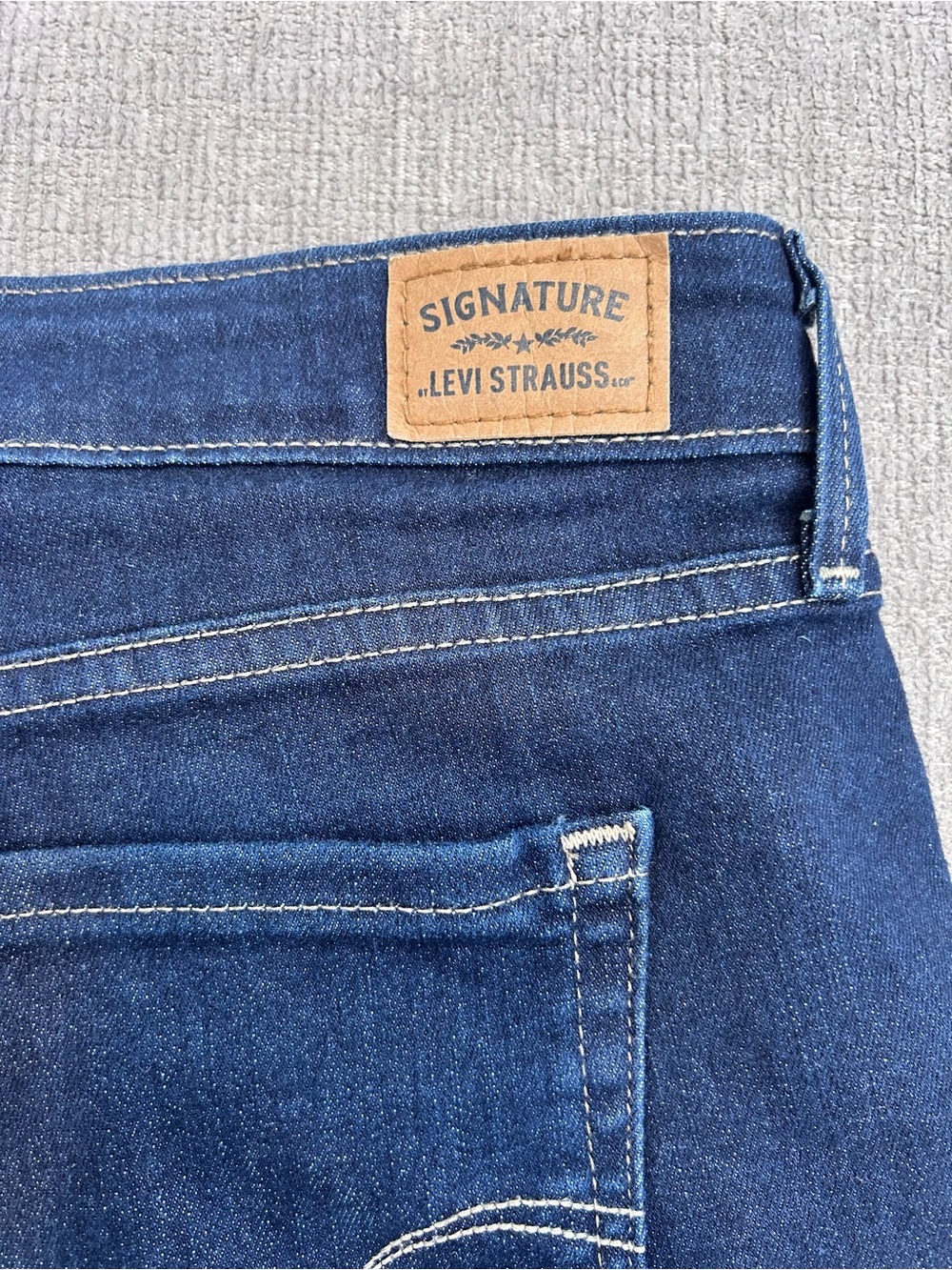 Signature by Levi Strauss Dark Blue Rolled Hem Denim Shorts - Picture 6 of 8